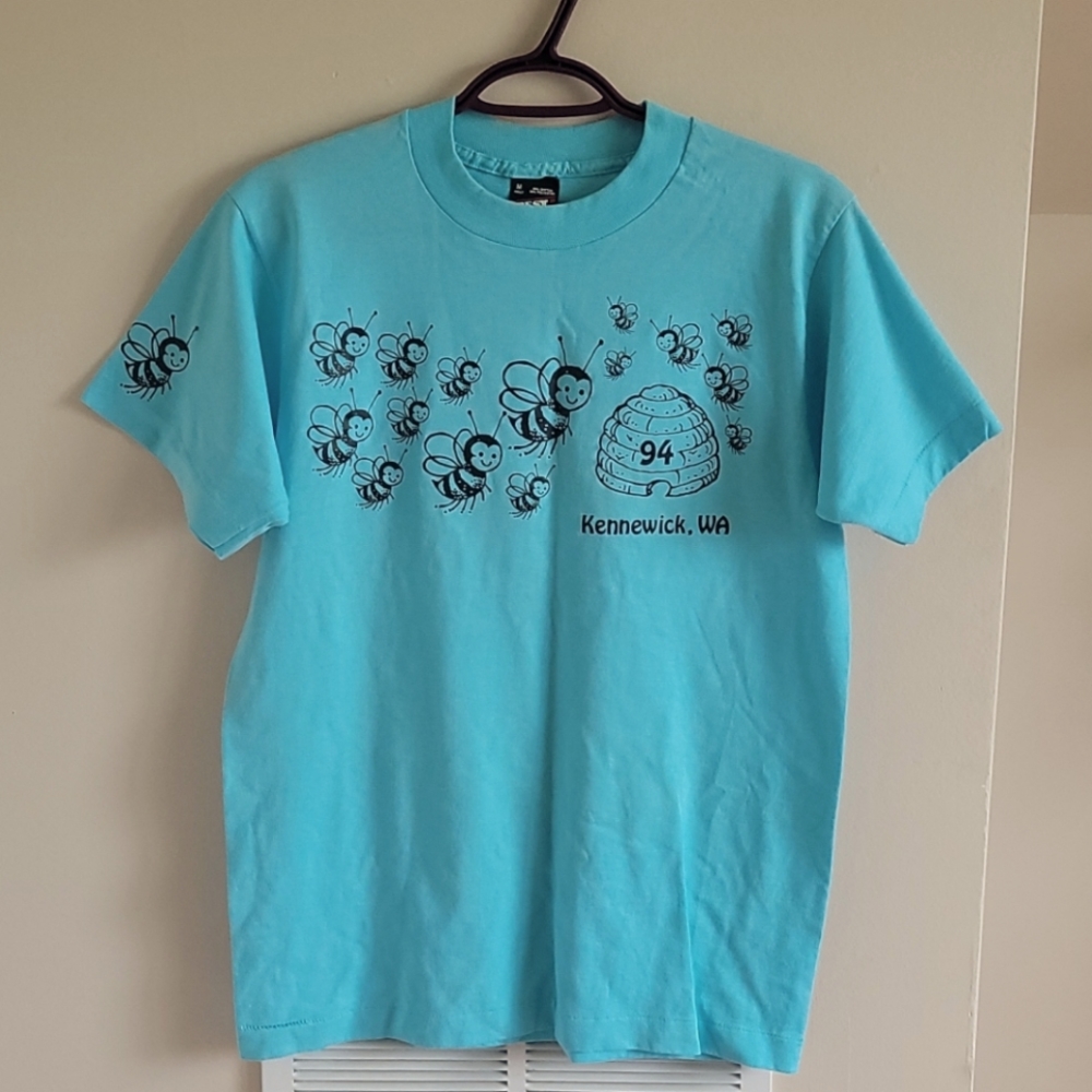 Vintage Bee T Shirt